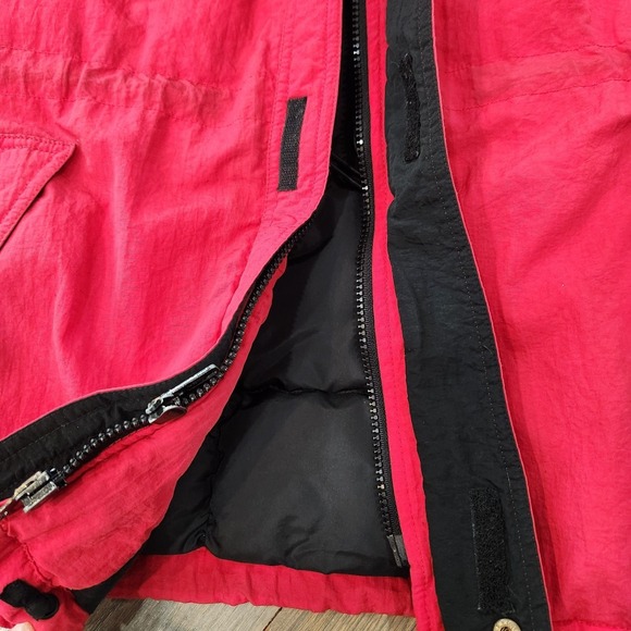 VTG 90s Marlboro Red Country Store Red Down Jacket Coat Logo Patch Size Medium - Picture 12 of 16